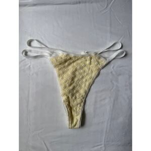 NWOT Vintage Delia’s Yellow Daisy Twin String Thong Panty Y2K Size S